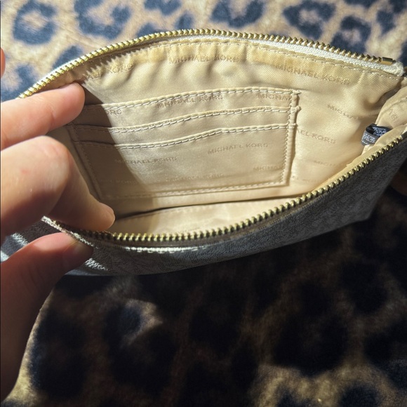 Michael Kors Monogram Beige Wristlet - Picture 7 of 8